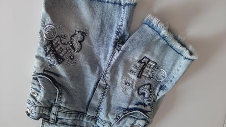 Šortky na traky, 128