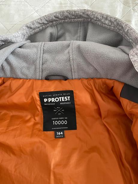 Zimná lyžiarska bunda, 164