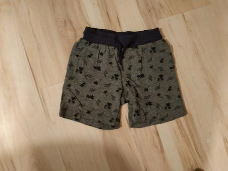 Kraťasy, lupilu,104