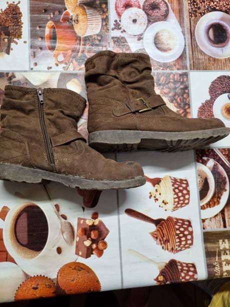 Dievčenské krátke čižmičky, 36