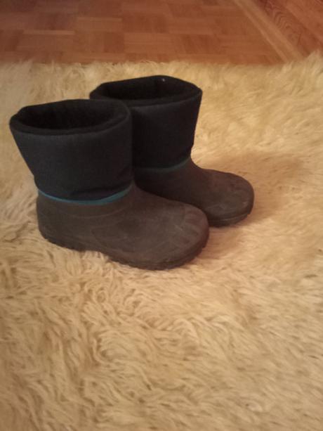 Snehulky aj do vodičky., quechua,28