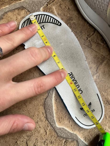 Predam tenisky adidas, adidas,26