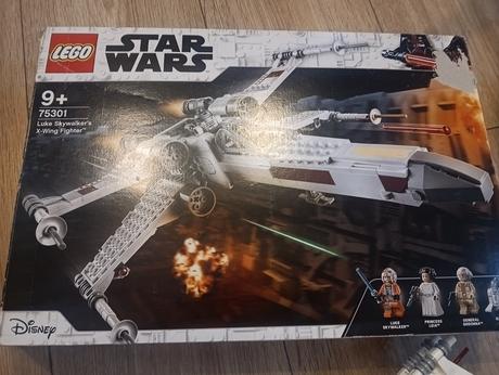 Lego star wars luke skywalker's x-wing fighter, 