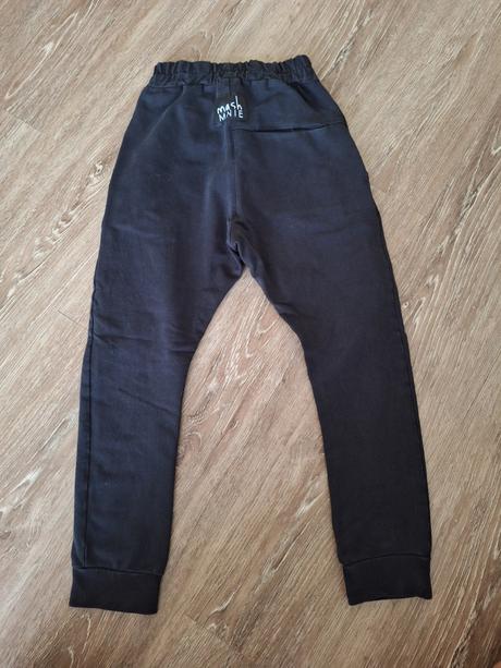 Tepláky mash mnie, 134