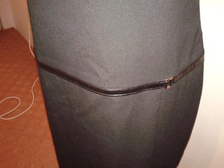 Čierne púzdrové šaty kapahl veľ. 38, 38