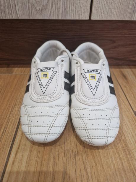 Obuv kwon chosun taekwondo, 29