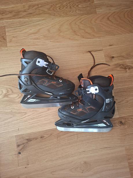 Chlapčenské korčule, 32