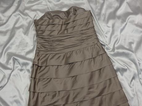 Kvalitné spoločenské šaty, monsoon,38