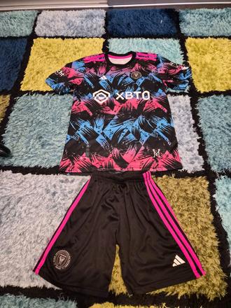 Dres messi, 158
