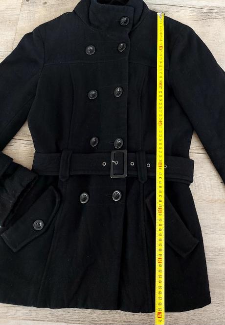 Čierny zimný kabátik esprit, 36