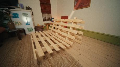 Moderná sedačka / posteľ, 