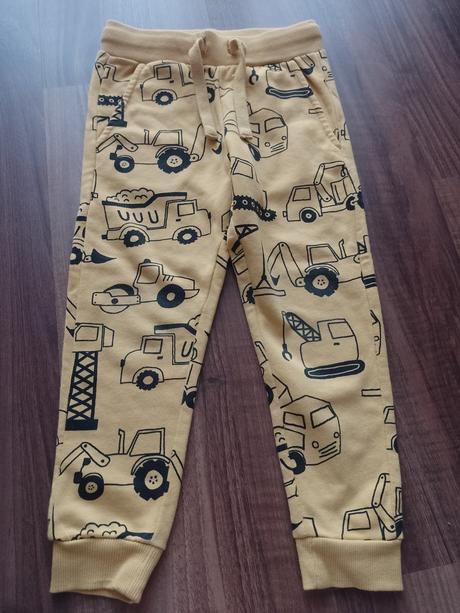 Lindex tepláky, lindex,98