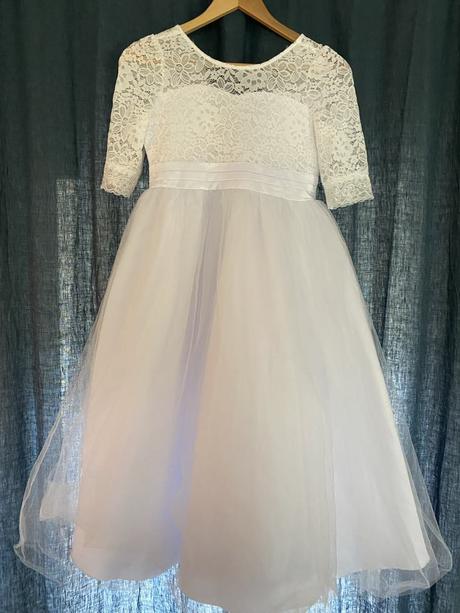 Šaty na prvé sväté prijímanie, 152