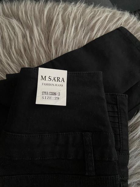 Džínsy s vysokým pásom, l