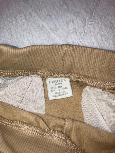 Tepláky so psom na zadku, lindex,80