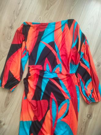 Dámske spoločenské šaty, l