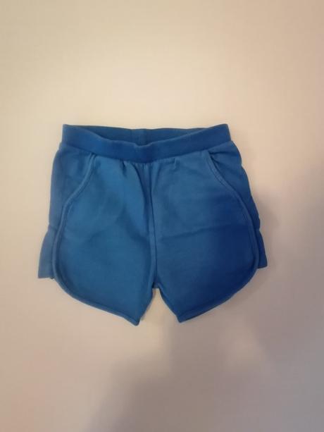 Modré šortky, zara,104
