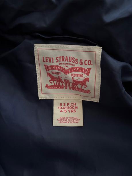 Bunda levis, levis,104