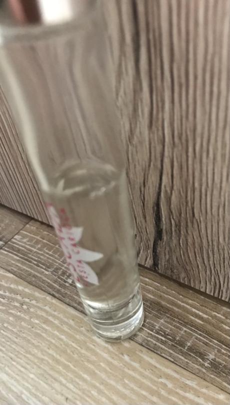 Escada fiesta carioca tyčinková voňavka do kabelky, 