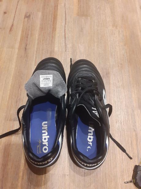 Halovky zn.umbro, umbro,38