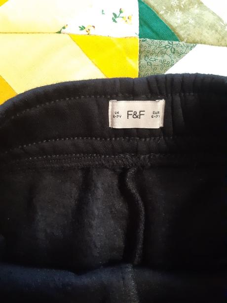 Hrubsie teplaky, f&f,122