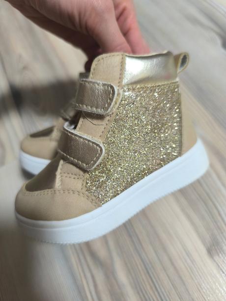 Zlaté tenisky, fox & bunny,20