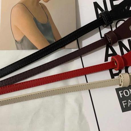 Tenky opasok s roznymi moznostami uvazovania, 