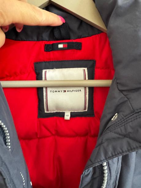 Zimna tepla bunda th, 140, sdopor. postou, tommy hilfiger,140