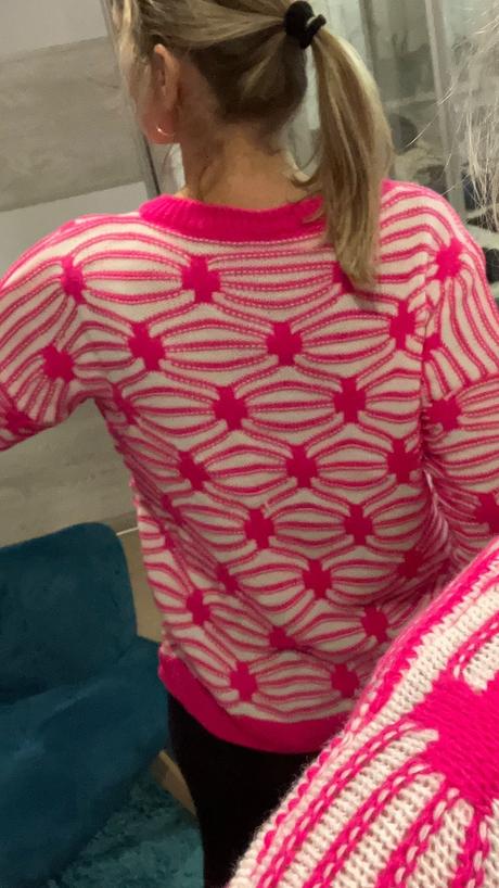 Dámsky sveter ružovo biely vzorovaný (uni), l / m / s