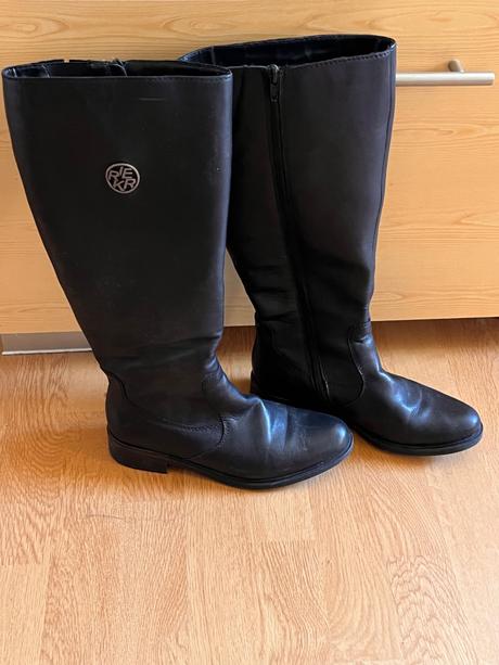 Cizmy, rieker,37