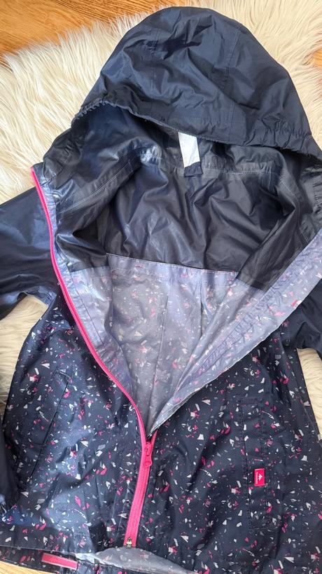 Detská vetruzdorná bunda velkost 134/140, decathlon,134