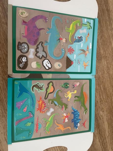 Magna carry dinosaury, 