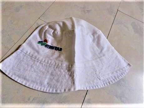 Plátenný klobúčik, 146