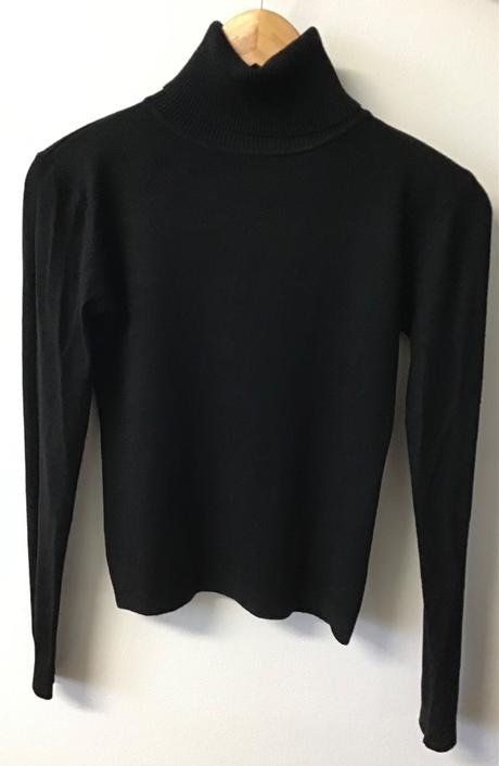 Čierny vlnený rolák veľ. s, s