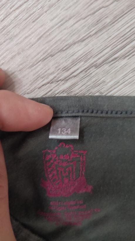 Dievčenské tricko, 134