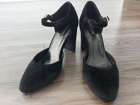 Čierne semišové lodičky, 40