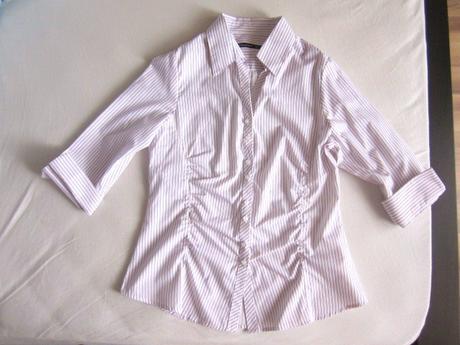 Biela kosela s jemnym fialovym pruzkom, atmosphere,38