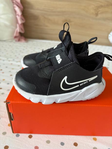 Nike tenisky, nike,22