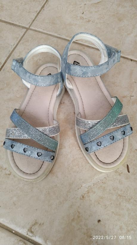 Sandále, 29