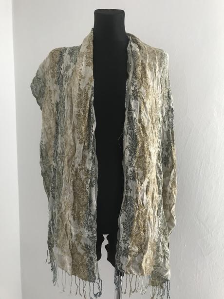 Zlato sivý šál, l