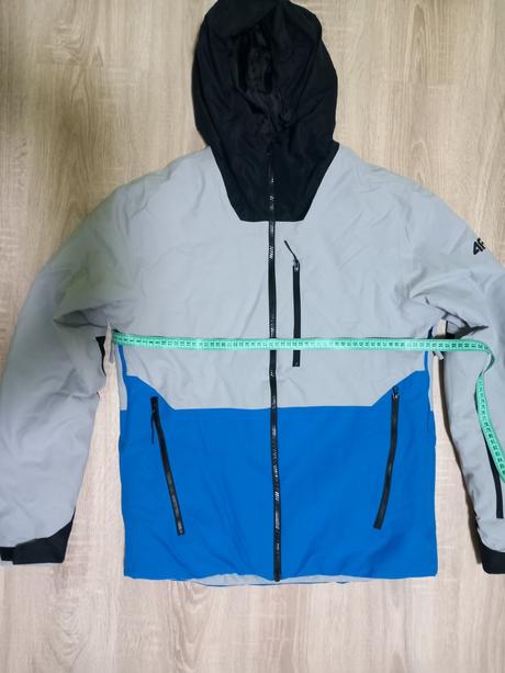 Lyžiarska bunda zn.4f, 176