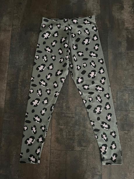 Leginy, primark,146