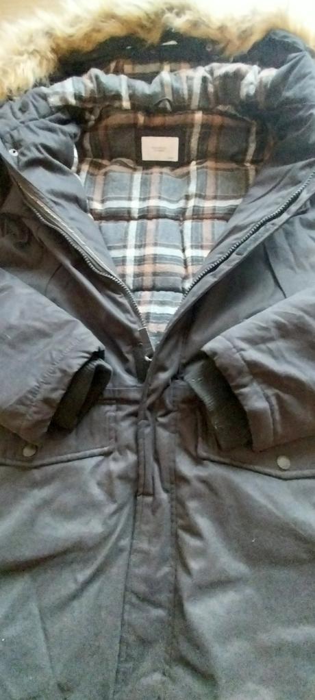 Chlapčenský zimný kabát reserved 164, top stav, reserved,164