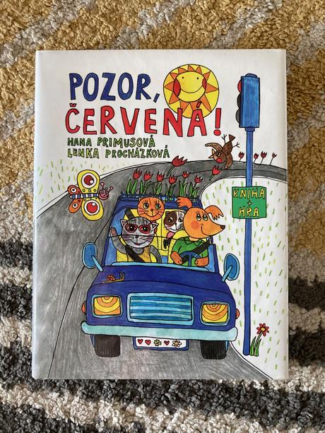 Pozor, červená kniha + hra,