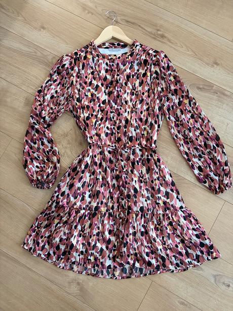 Formalne saty, gate,s