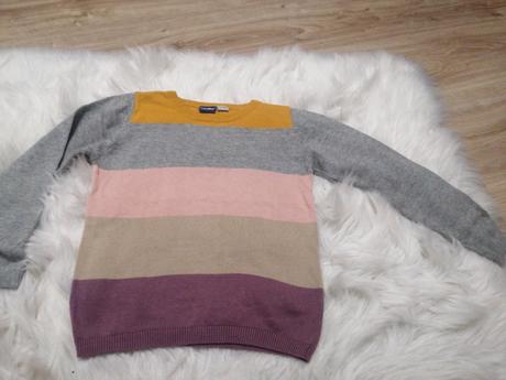 Svetrík 110/116, lupilu,110