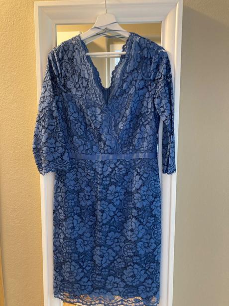 Nadherne čipkovane saty vel. 38, esprit,38