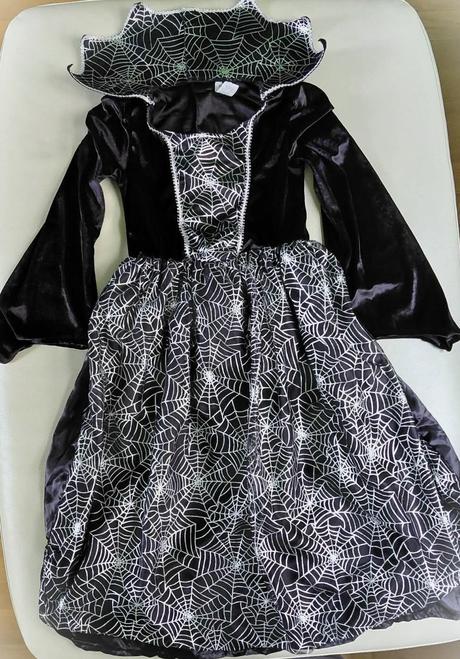 122/128 kostym carodejnica, bosorka,7-8 r., 