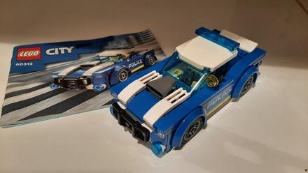 Lego city - policajné auto,