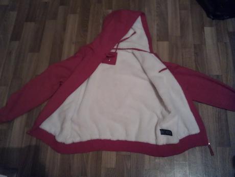 2xoblecena mikina cervena, cherokee,m
